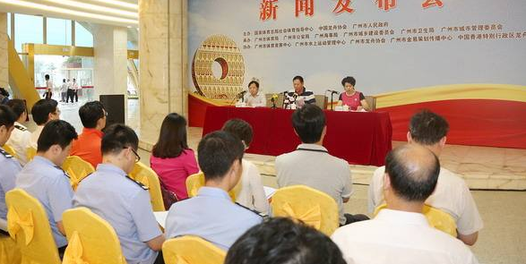 “首届消博会公众开放日热度高 第二届意向参展公司报名踊跃”