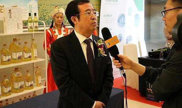 “努力推动构建互联网空间命运共同体习大大主席致第六届世界网络大会贺信引