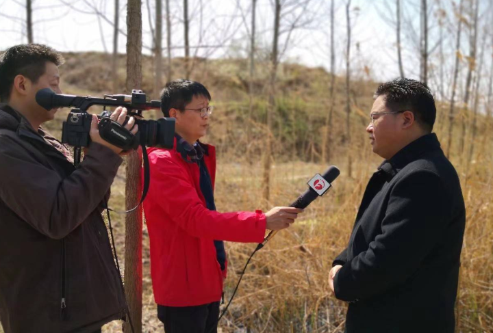 “太险了！张雨绮偶遇泥石流与死神擦肩 网友安慰：人没事就好”