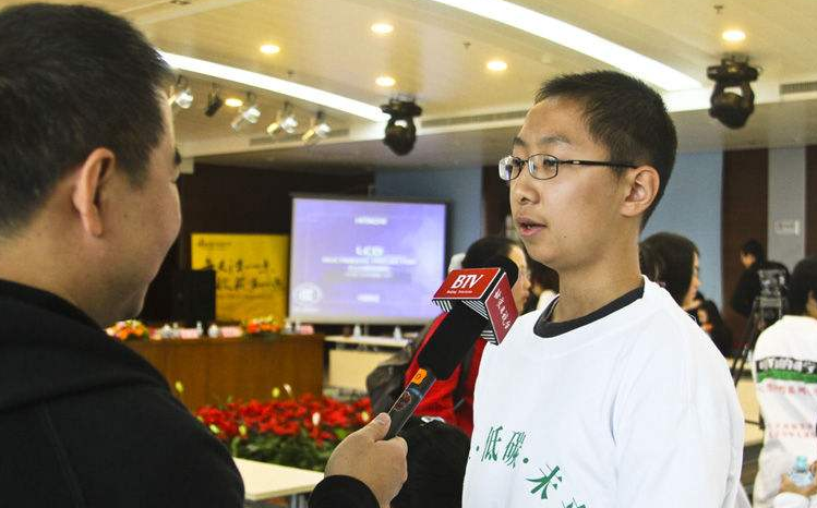“黄圣依发文表白伊能静张萌是如何回事？具体什么情况？终于真相了原来是这