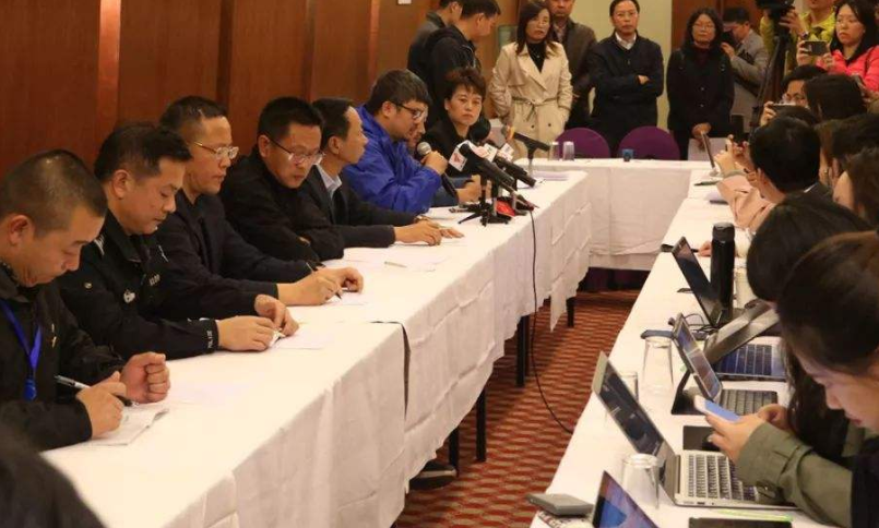 “中国民航迎最大范围空域调整 调整4000多条航线”